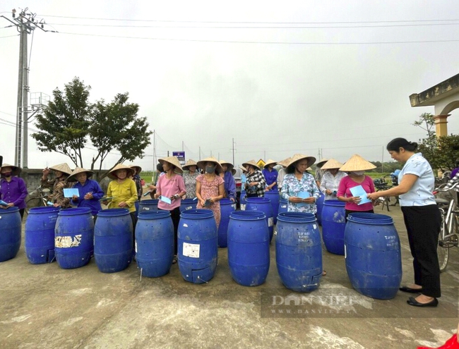 Hà Nam: Nguyễn Uý hoàn thiện hạ tầng, đảm bảo môi trường hướng đến xã nông thôn mới kiểu mẫu - Ảnh 3.