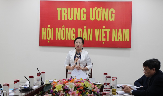 Phó Chủ tịch T.Ư Hội NDVN Bùi Thị Thơm: “Truyền lửa” giúp nông dân có khát vọng vươn lên- Ảnh 3.