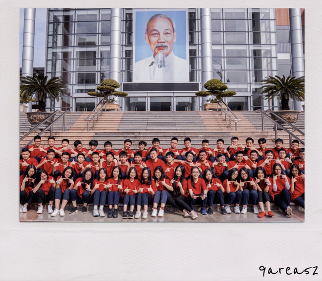 Xúc động lời tâm sự của học sinh cuối cấp trường Chuyên Hà Nội-Amterdam - Ảnh 1.