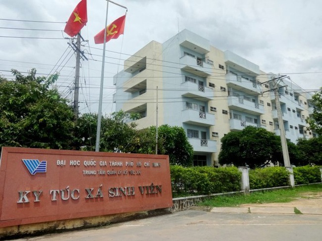 Covid-19: Ký túc xá ĐH Quốc gia TP.HCM ngưng đón sinh viên mới, khuyên sinh viên về nhà - Ảnh 1.