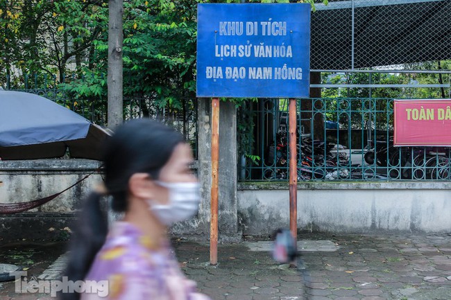 Bên trong địa đạo giữa lòng Hà Nội có gì độc đáo? - Ảnh 1.