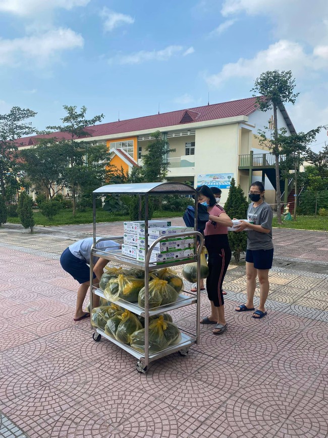 Bên trong khu cách ly của 91 học sinh tiểu học ở Vĩnh Phúc: &quot;Vì còn nhỏ nên gặp nhiều khó khăn&quot; - Ảnh 6.