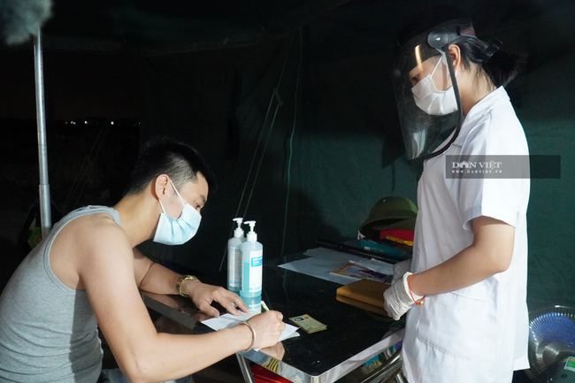 Chùm ảnh: Những lá chắn phòng dịch Covid-19 ở Bắc Ninh - Ảnh 9.