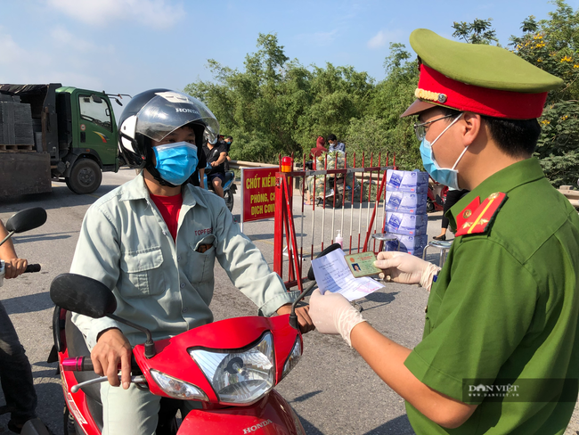 Chùm ảnh: Những lá chắn phòng dịch Covid-19 ở Bắc Ninh - Ảnh 8.