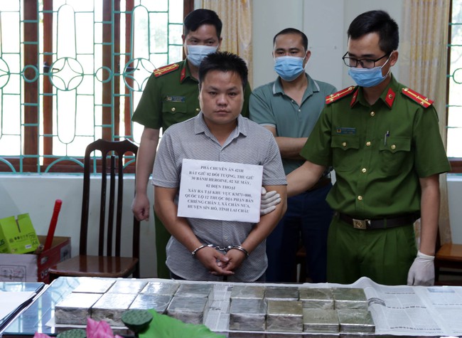 Công an Lai Châu phá chuyên án thu 30 bánh Heroin - Ảnh 1.