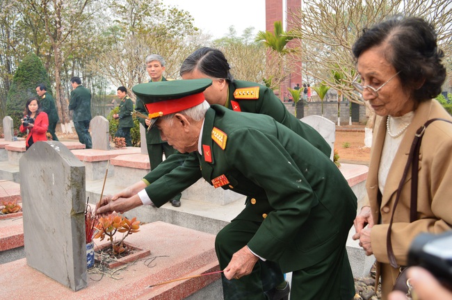 67 năm chiến thắng Điện Biên Phủ (7/5/1954 - 7/5/2021): Những ngày Điện Biên rưng rưng - Ảnh 1.