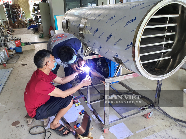 Thanh Hóa: Từ bỏ chuyên gia nghiên cứu “thần dược” được vạn người mê, về chế tạo máy sấy thăng hoa kiếm tiền tỷ - Ảnh 2.