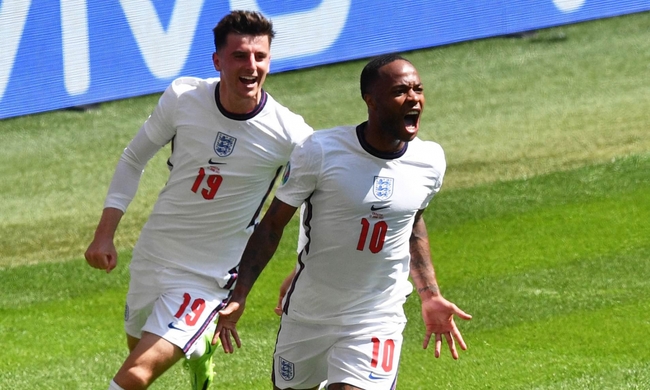 Sterling: Từ “mảnh vườn” ước mơ tới người hùng ở sân khấu “tuổi thơ” Wembley - Ảnh 1.