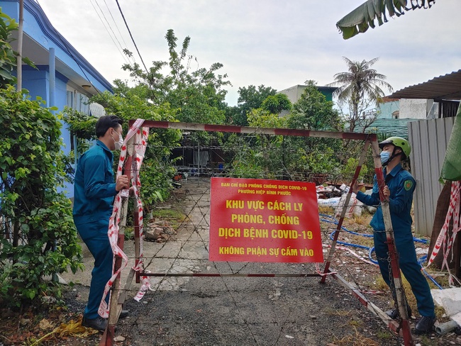 TP.HCM: Phong tỏa 2 ấp của huyện Hóc Môn, chưa áp dụng Chỉ thị 16 trên toàn thành phố - Ảnh 1.