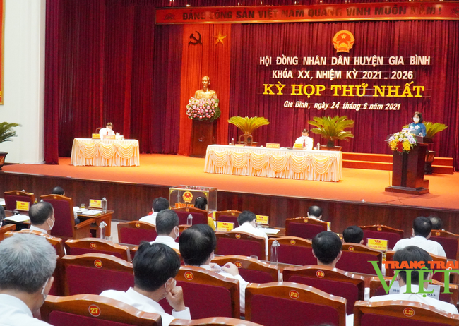Bắc Ninh: Bí thư Huyện ủy Gia Bình Nguyễn Thị Hà được bầu làm Chủ tịch HĐND huyện nhiệm kỳ 2021-2026 - Ảnh 1.