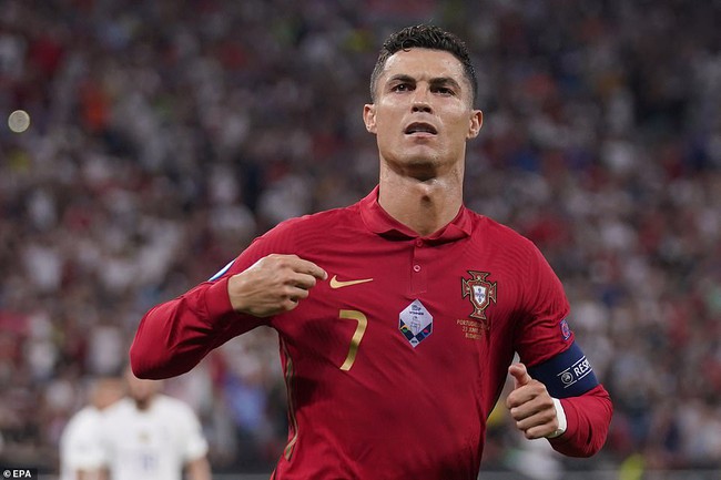 Danh sách &quot;Vua phá lưới&quot; Euro 2020: Ronaldo bứt tốc - Ảnh 1.