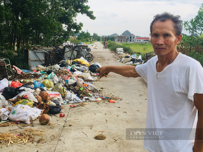 Ninh Bình: Xã về đích nông thôn mới, dân khổ bởi mùi thối của rác thải sinh hoạt - Ảnh 2.