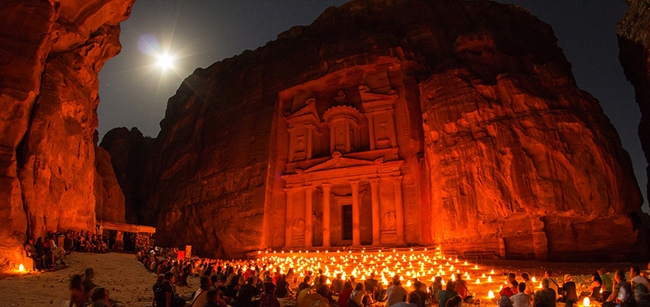 Sức cuốn hút của “Thành phố Hoa Hồng” bí ẩn nổi bật trên sa mạc Jordan - Ảnh 3.