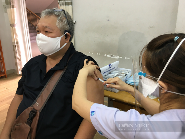 Sở Y tế TP.HCM &quot;kêu trời&quot; về việc tiếp cận nguồn vaccine Covid-19 - Ảnh 1.