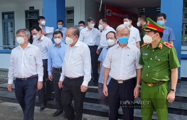 Phó Thủ tướng Trương Hòa Bình: Đồng Nai phải làm tốt công tác điều trị cho bệnh nhân Covid-19 - Ảnh 1.