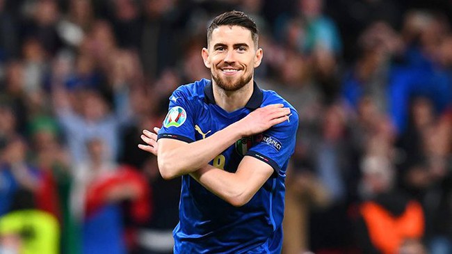 Jorginho có đủ sức tranh &quot;Quả bóng vàng&quot; với Messi? - Ảnh 1.