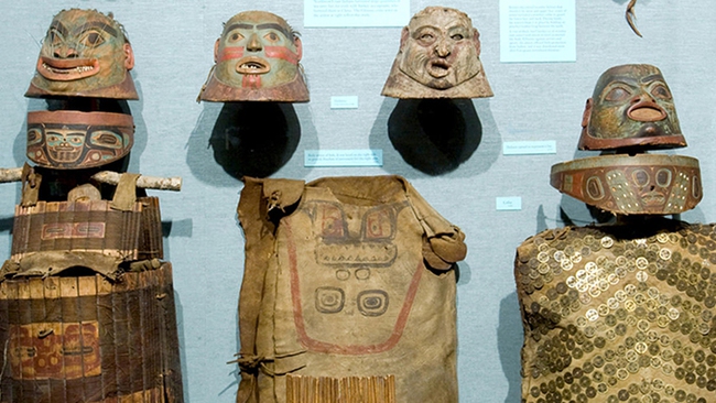 Nét khác lạ của chế độ mẫu hệ và người giàu đa thê trong bộ lạc thổ dân Tlingit - Ảnh 9.
