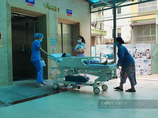 Đà Nẵng: Phát hiện mắc Covid-19 khi được đưa tới bệnh viện cấp cứu - Ảnh 1.