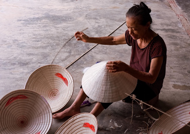 Dịu dàng nón lá Đồng Văn - Ảnh 3.