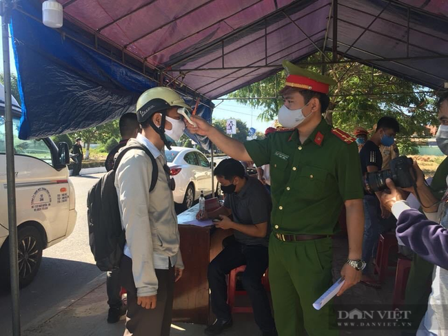 Khẩn: Người dân, người lao động từ Quảng Nam ra Đà Nẵng phải quay về trước 12h trưa mai 22/7 - Ảnh 1.