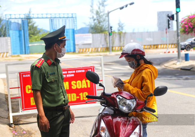 Đà Nẵng: Dừng xe ngẫu nhiên người ra đường, xử phạt 5-10 triệu đồng nếu vi phạm - Ảnh 3.