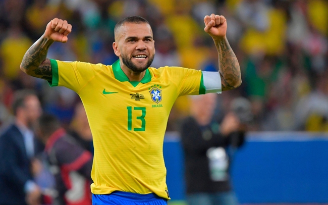 Dani Alves: Chiến binh tuổi 38, Ông vua danh hiệu và giấc mơ chinh phục Olympic - Ảnh 3.