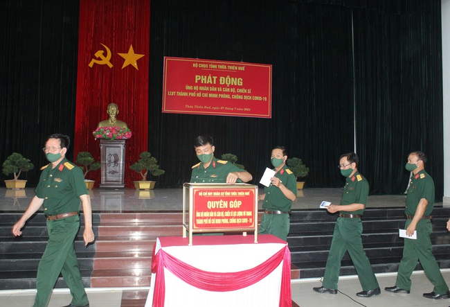 Quân đội Thừa Thiên Huế quên góp hàng trăm triệu đồng mua thực phẩm hỗ trợ TP.HCM  - Ảnh 1.