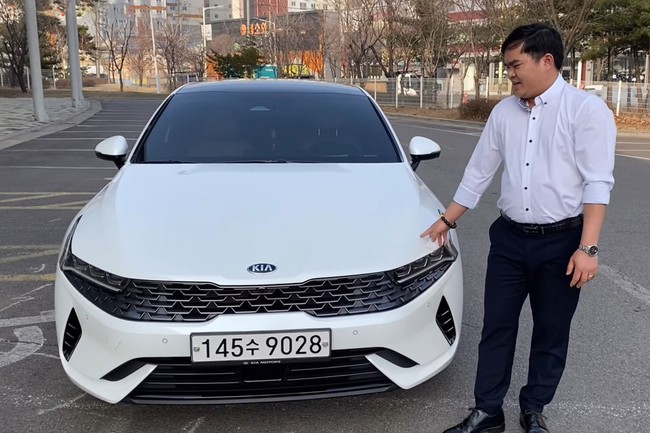  Los vietnamitas poseen Kia K5 en Corea, evaluación honesta
