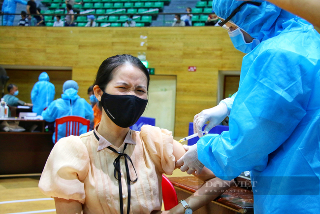 Ảnh: Tiêm vaccine Moderna cho gần 17.000 người tại Đà Nẵng  - Ảnh 6.