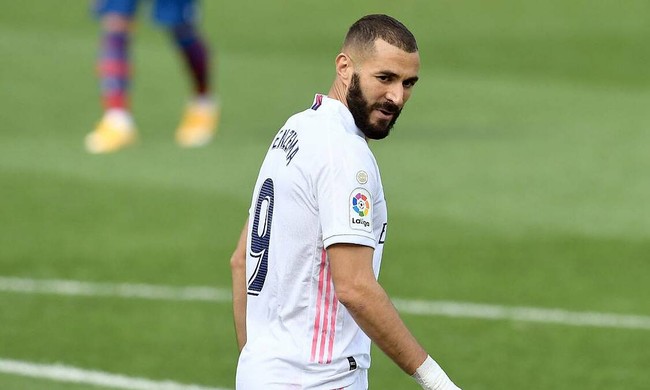 Benzema vẫn đang có phong độ ghi bàn ổn định. Ảnh: The Sun.