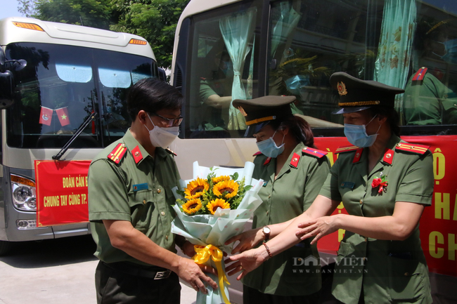 Bệnh viện 199 chi viện TP.HCM chống dịch: &quot;Đây là mệnh lệnh từ trái tim&quot; - Ảnh 1.