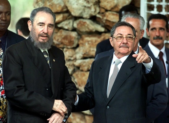 Giải mã các vụ CIA âm mưu ám sát bất thành lãnh đạo Cuba Raul Castro - Ảnh 2.