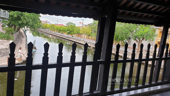 Ninh Bình: Chiêm ngưỡng cây cầu ngói hơn 100 năm tuổi, một trong 5 cây cầu ngói cổ đẹp nhất Việt Nam.  - Ảnh 8.
