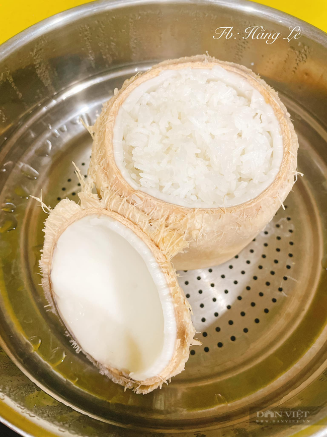 Bí quyết làm món cơm hấp trái dừa thơm ngon - Ảnh 3.