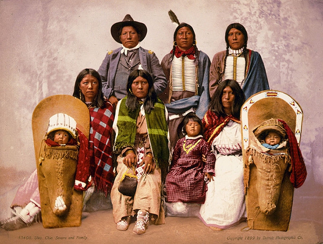 Mỹ: Đặc sắc lễ hội “Bear Dance” với các kỵ sĩ đa thê của bộ lạc Ute - Ảnh 3.