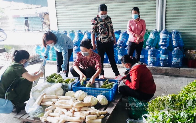 Bà Rịa – Vũng Tàu: Ấm lòng, những gian hàng 0 đồng, chia sẻ yêu thương giữa mùa dịch - Ảnh 6.