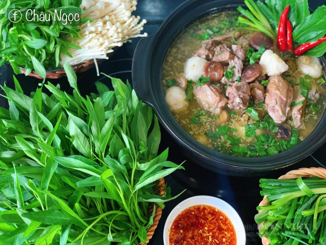 Muốn nấu vịt om sấu ngon không thể bỏ qua bước này - Ảnh 3.