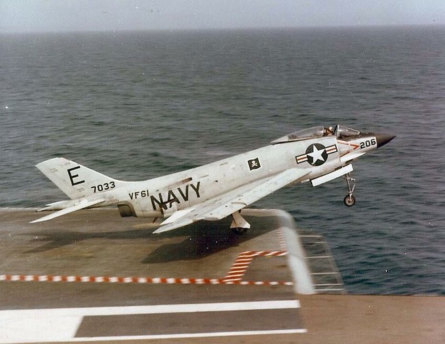 Dàn máy bay tệ nhất của Mỹ, nhiều chiếc từng tham chiến ở Việt Nam - Ảnh 10.