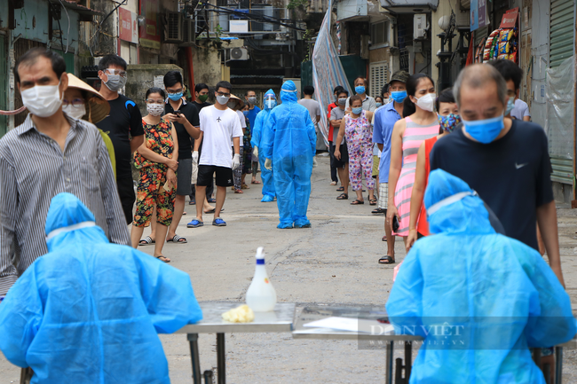 Hà Nội: Cách ly y tế hơn 7.500 nhân khẩu tại 5 phường có dịch ở quận Đống Đa - Ảnh 2.