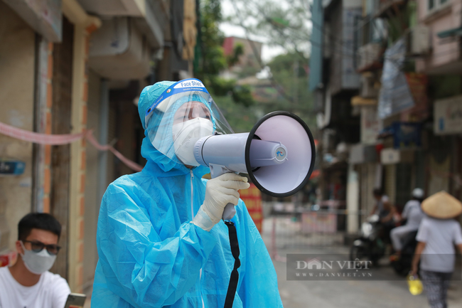 &quot;Nếu Hà Nội chỉ dùng biện pháp 5K và giãn cách sẽ không đạt đích, khó ngăn chặn dịch Covid-19 bùng phát&quot; - Ảnh 4.