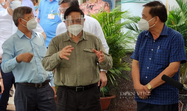 Thủ tướng Phạm Minh Chính thăm động viên lao động, nhân dân tại Đồng Nai - Ảnh 1.