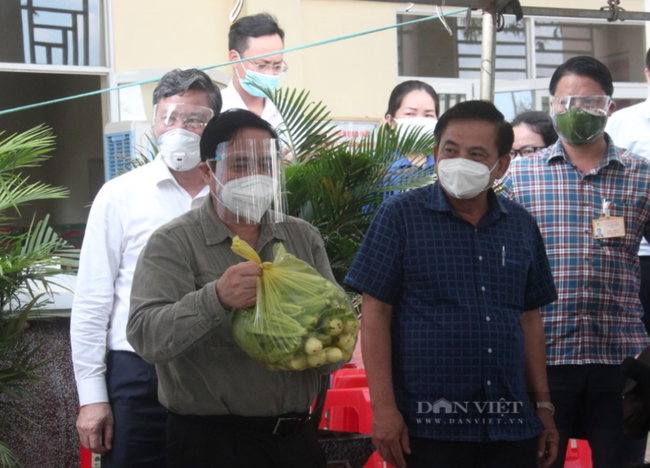 Thủ tướng Phạm Minh Chính thăm động viên lao động, nhân dân tại Đồng Nai - Ảnh 2.