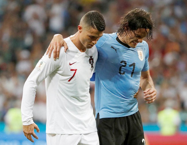 Chiêu mộ &quot;máy&quot; ghi bàn Ronaldo, M.U đá văng Cavani? - Ảnh 1.