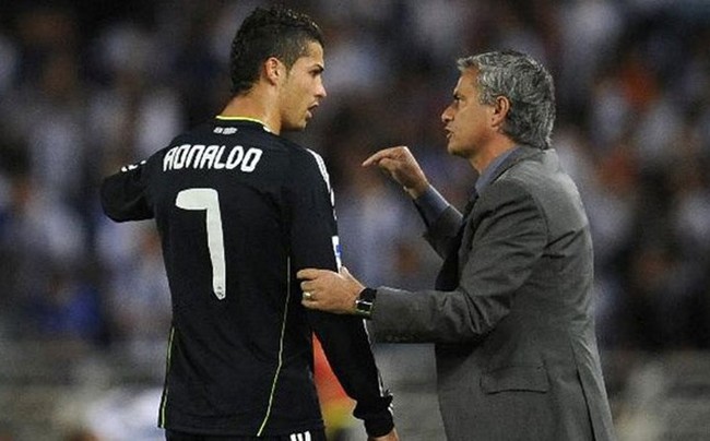 Mourinho từng 3 năm làm thầy Ronaldo ở Real Madrid. Ảnh: Sport