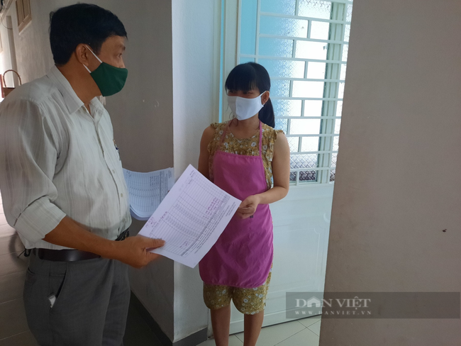 Đà Nẵng: Người dân trong vùng cách ly y tế nhận tiền hỗ trợ, nhiều người chia sẻ lại cho hộ khó khăn - Ảnh 3.