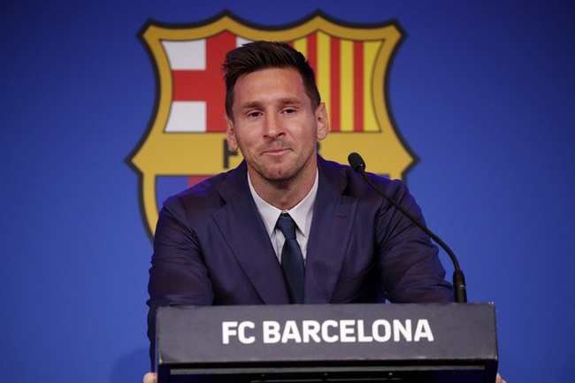 Messi đẫm nước mắt: &quot;Không có khả năng nào để tôi ở lại Barcelona&quot; - Ảnh 3.