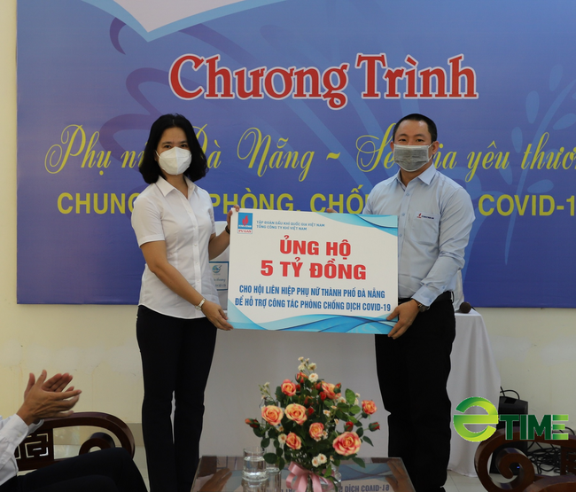 PVGas ủng hộ Hội Liên hiệp Phụ nữ TP.Đà Nẵng 5 tỷ đồng - Ảnh 1.