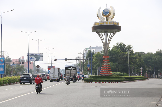 Bình Dương: TP.Thủ Dầu Một trở thành “vùng xanh”, lên phương án mở lại chợ, siêu thị - Ảnh 1.