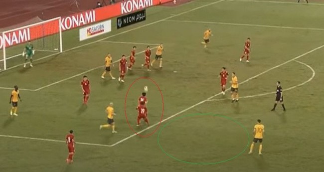 Quang Hải có lỗi ở bàn thua của ĐT Việt Nam trước Australia? - Ảnh 2.