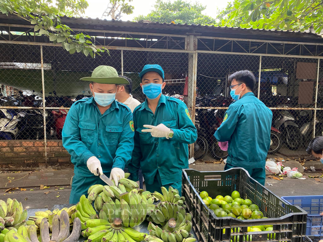 Sài Gòn trong tôi: Màu áo xanh của dân quân tự vệ - Ảnh 1.